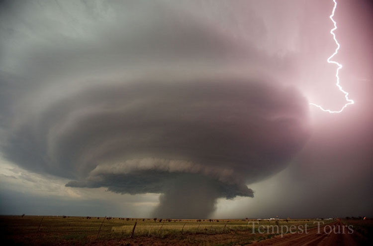 tt_supercell1_copyrighted_tempest_tours